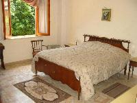double bed room